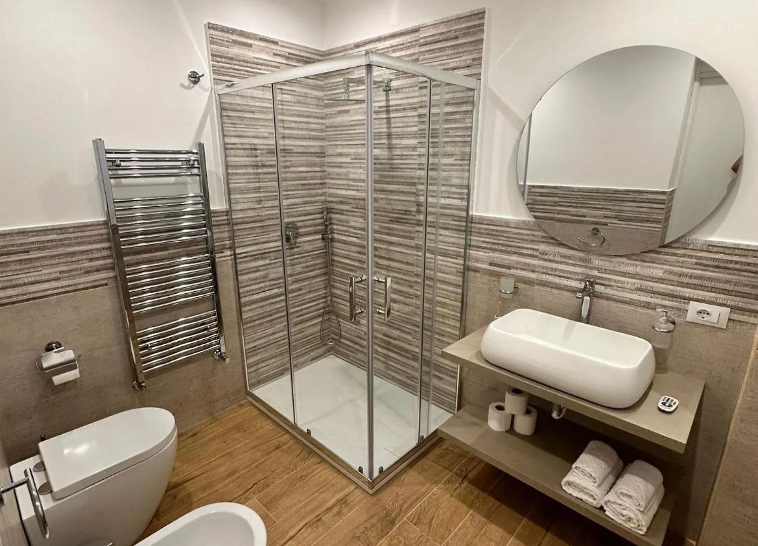 Miryal Holidays Apartment Palermo